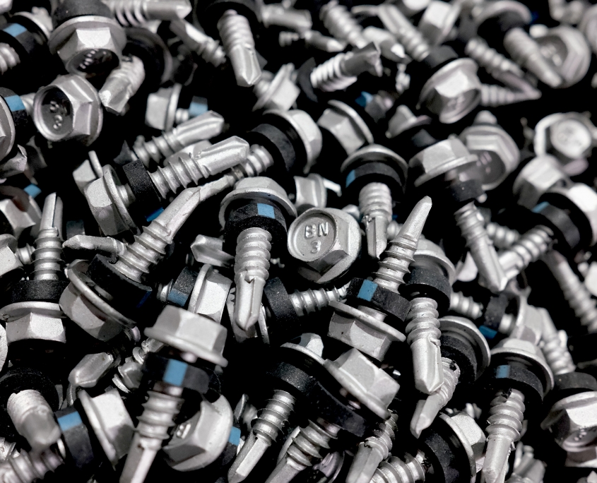 Self-Drilling Screws METAL-Tite™ Fixing cladding to metal. BDN Fasteners® Made in Taiwan 2